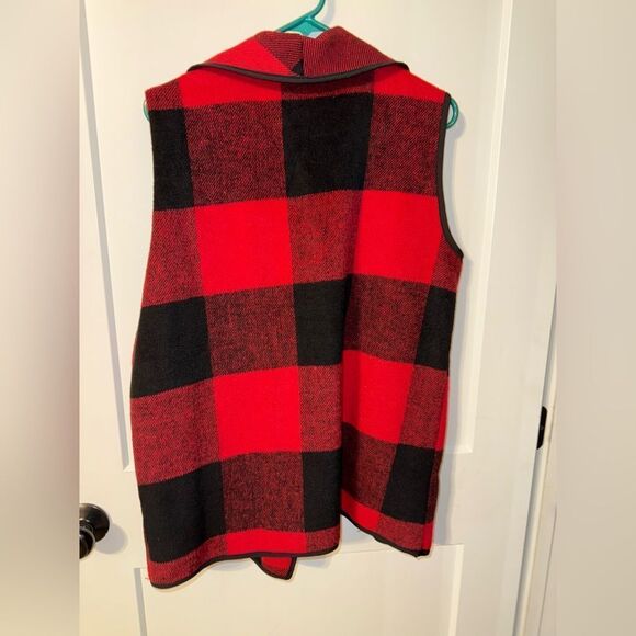 WOMENS RED PLAID VEST - Picture 4 of 5